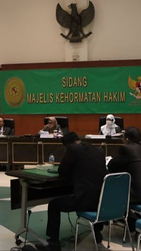 Terbukti Selingkuh, Hakim Pengadilan Agama Dipecat Komisi Yudisial<br>