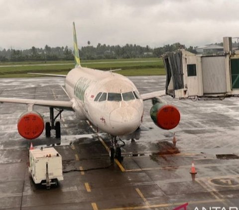 Bandara Sam Ratulangi Ditutup hingga Kamis Siang Akibat Erupsi Gunung Ruang