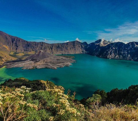 10 Wisata Lombok Barat yang Indah dan Menakjubkan, Wajib Dikunjungi
