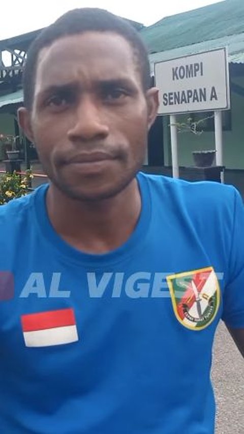 Prajurit TNI Asal Papua Pakai Gelang 'Sakti' Bisa Sembuhkan Penyakit, 'Jangan Dipegang Nanti Kau Sakit'<br>