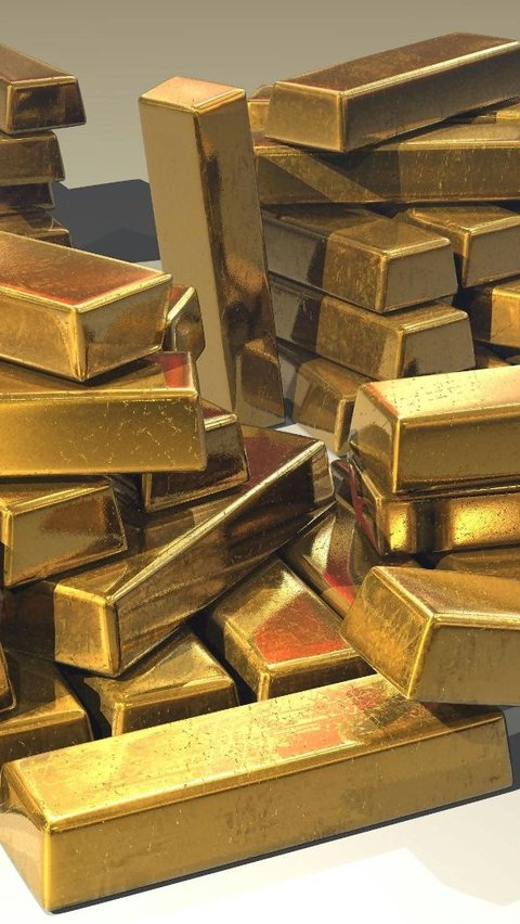 Harga Emas Antam Turun ke Rp1,306 Juta per Gram