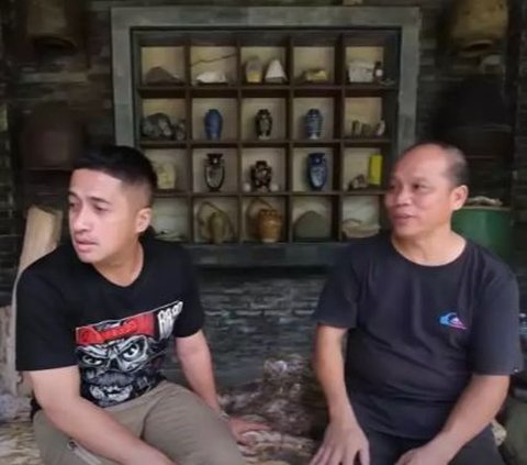 Living in a House Like a Wild Forest, Here's a Portrait of the Bathroom of Wealthy Entrepreneur Haji Asari, Everything Made of Stone and Fossil Wood