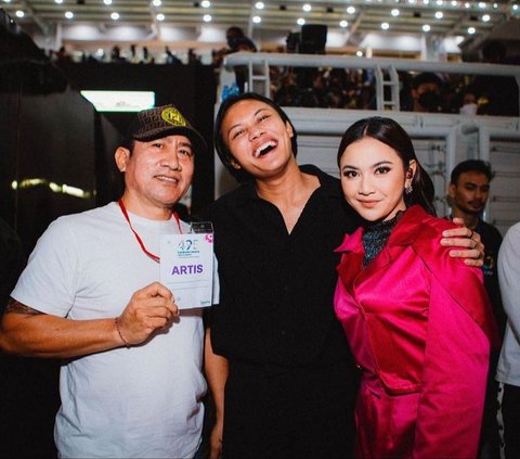 Touching Message from Father to Mahalini before Marrying Rizky Febian