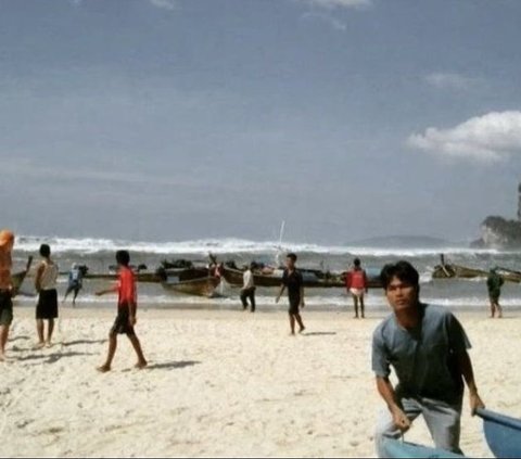 10 Photos Taken Before the Horrifying Tragedy Happened, Including the 2004 Aceh Tsunami, Chilling!