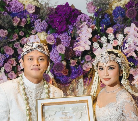 Unpacking the Price and Contents of Sweet Souvenirs at the Wedding of Mahalini and Rizky Febian