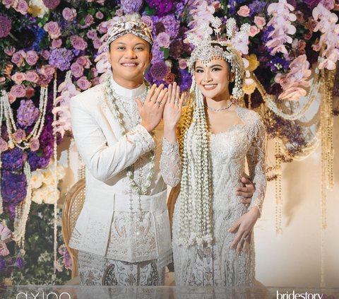 The Designer Behind Mahalini's Elegant and Luxurious Kebaya at the Wedding Ceremony