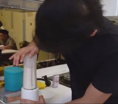 10 Memorable Moments of Ria Ricis and Ryan Making Date Palm Milk, Go Viral Again