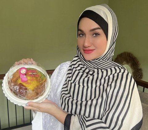 Unveiling Andrew Andika's Affair, Portraits of Tengku Dewi's Stunning Appearance with Baby Bump