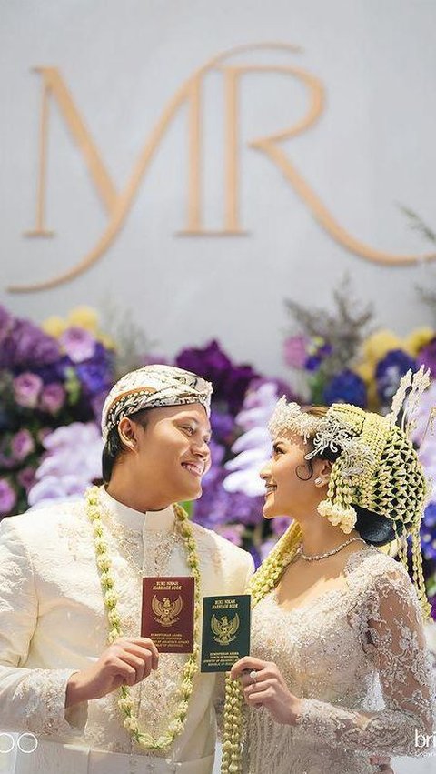 Portrait of Beautiful Artists Graduates of Indonesian Idol Became Bridesmaids at Mahalini and Rizky Febian's Wedding, Keisya Levronka's Appearance Highlighted.