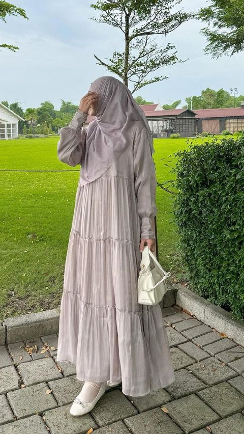 Look 1: Syar'i Hijab with Shimmer Dress