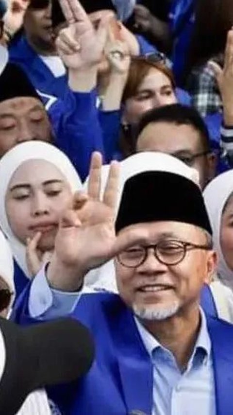 <br>Bawa Rombongan PAN Ketemu Jokowi, Zulhas Ungkap Isi Pertemuan