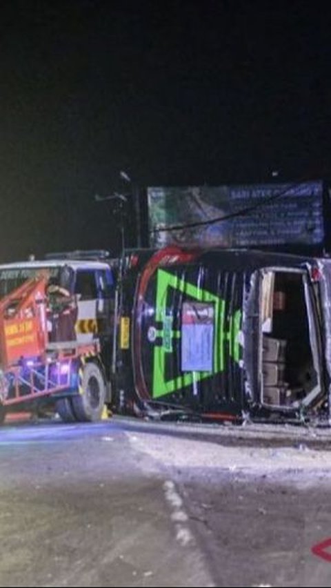 34 Ambulans dan Mobil Jenazah Dikirim Pemkot Depok Bantu Korban Kecelakaan Bus SMK Lingga Kencana
