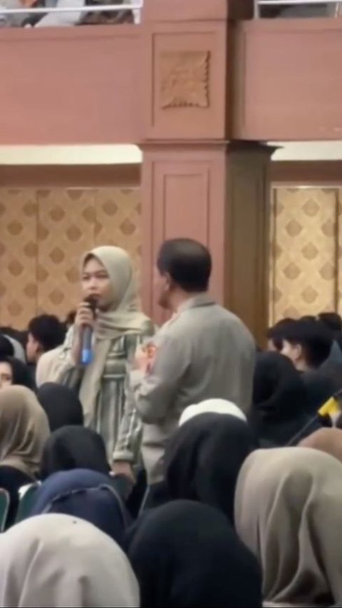 Curhat Mahasiswi Cantik ke Jenderal Polisi jadi Sorotan, Ngaku 'Saya Alumni Halo Dek'<br>