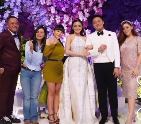 Datang ke Nikahan Mahalini dan Rizky Febian, Penampilan Dinar Candy dan Adiknya jadi Perbincangan