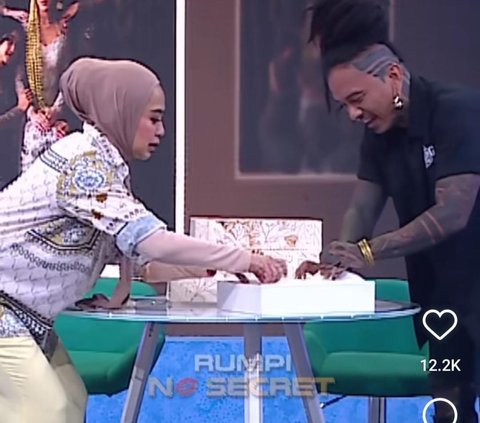 Pesta Mewah Sampai Dihadiri Presiden, Ini Souvenir Pernikahan Mahalini dan Rizky Febian