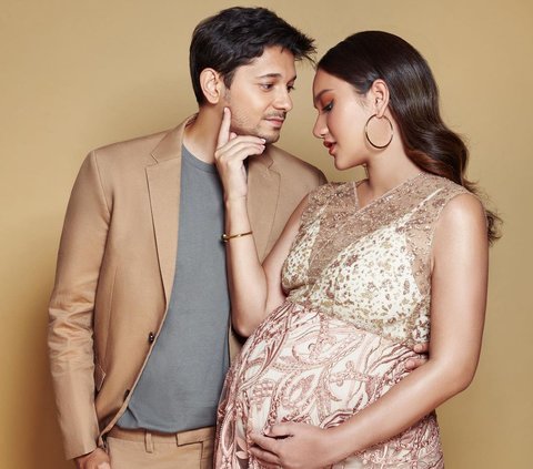 Cheated Multiple Times, Tengku Dewi Putri Chooses Divorce from Andrew Andika After Giving Birth