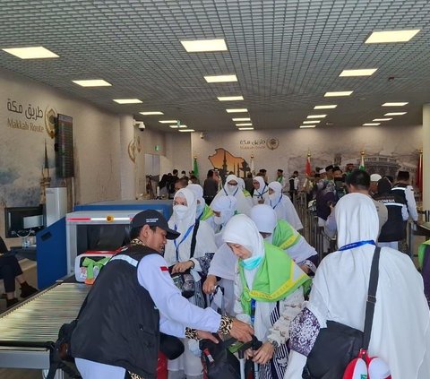 393 Jemaah Haji Indonesia Tiba di Bandara AMMA Madinah, Langsung Menuju Hotel Tanpa Proses Imigrasi