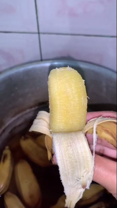 Pisang Rebus Tetap Kuning Cerah