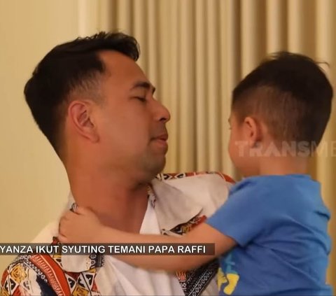 Lucunya Rayyanza Diam Seribu Bahasa saat Tiba-tiba Diajak Syuting, Raffi Ahmad 'Dia Gak Dibayar, Dia Tahu'