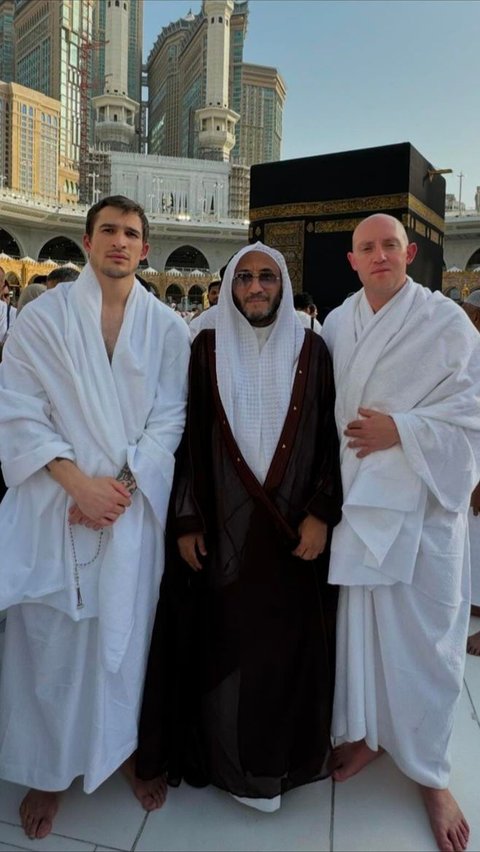 Umrah Journey of Biaggio Walsh, Grandson of Muhammad Ali, Bringing Extraordinary Experience, Enables Connection with God.