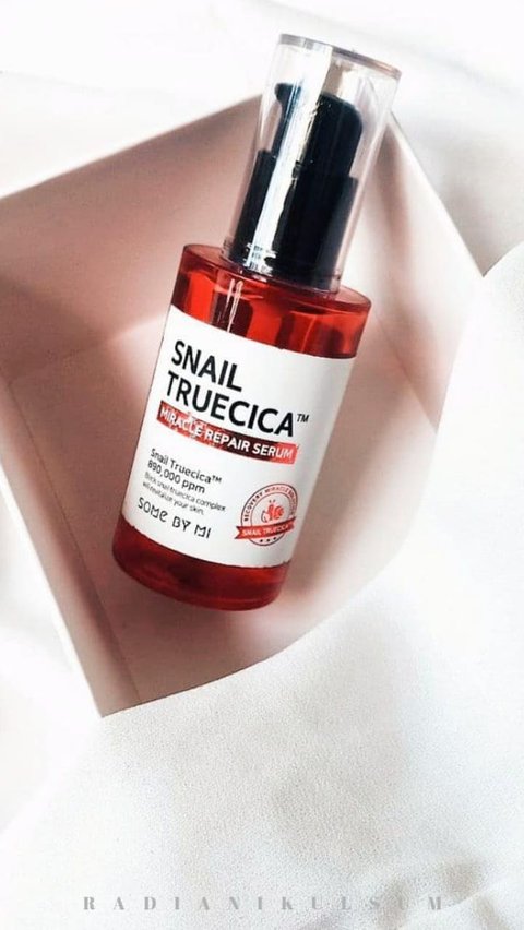 7. Some By Mi Snail Truecica Miracle Repair Serum<br>