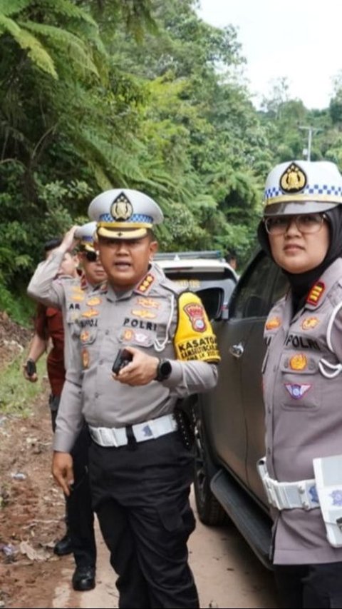 Pengendara Wajib Waspada, Ini Titik-Titik Terdampak Longsor Sumbar