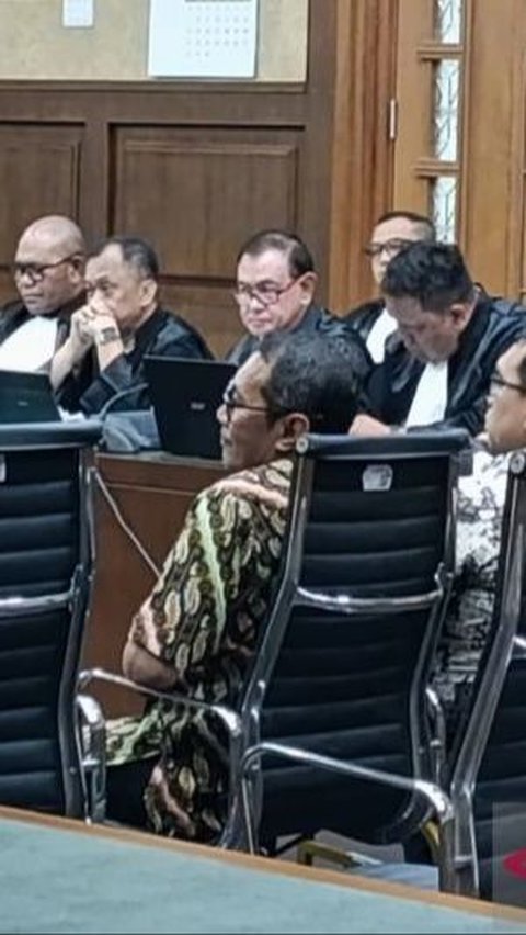 Momen Hakim Murka 'Semprot' Dirjen Era SYL di Sidang Korupsi Kementan: Sama-sama Sembunyikan Borok, Ketahuan Juga