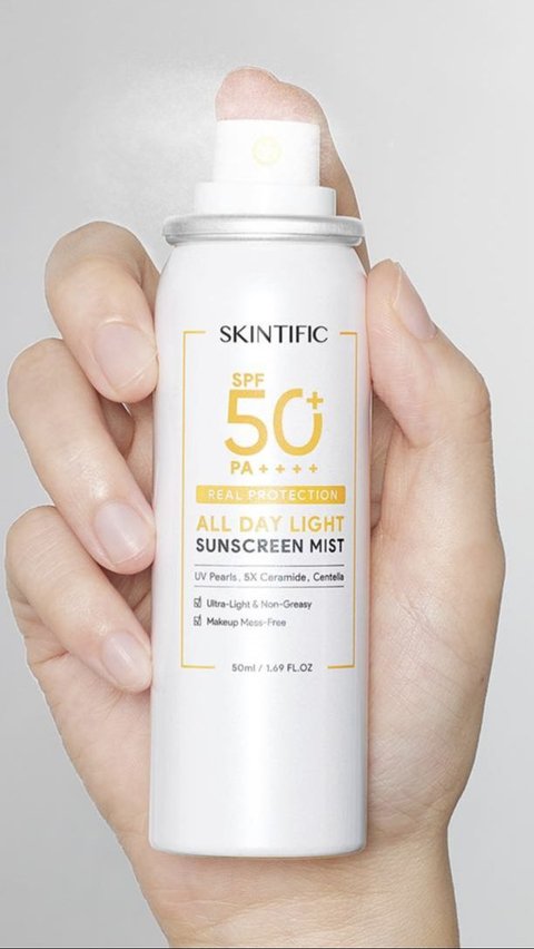2. Skintific All Day Light Sunscreen Mist SPF 50 PA++++<br>