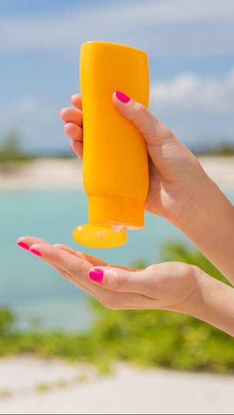4. Choose a Sunscreen that Contains Niacinamide or Vitamin C for Dull Skin.