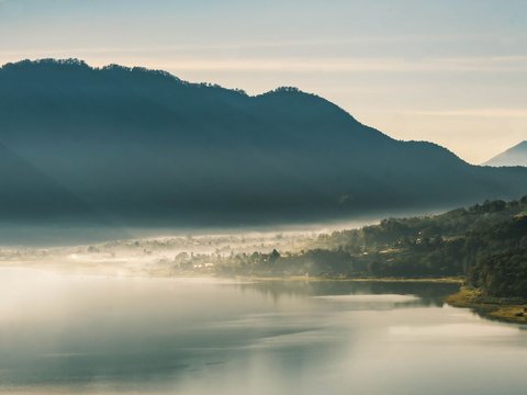 Tak hanya Indah, 4 Danau di Bali Ini Jadi Sumber Air Penting bagi Kehidupan