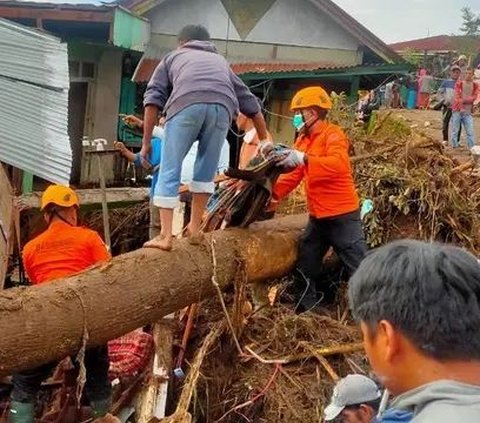 Update Korban Banjir Lahar Dingin Gunung Marapi Sumbar: 50 Orang Tewas dan 3.396 Jiwa Mengungsi