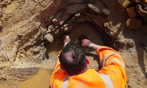 Arkeolog Temukan Sumur Zaman Perunggu di Lokasi Tak Terduga, Bukan Terbuat dari Beton Tapi Kayu