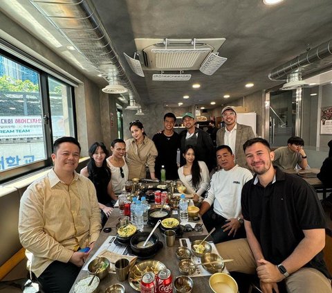 Potret Raffi Ahmad Makan Bareng Dita 'Secret Number' dan Pratama Arhan di Korea Selatan Ramai Disorot