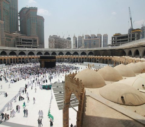 Can Women Perform Hajj Without Mahram? This is the Explanation of Scholars
