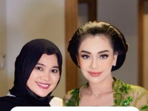 Potret Cantik Celine Evangelista saat Hadir di Acara Mangkunagaran Keraton Surakarta, Tampil Menawan Kenakan Kebaya Hijau