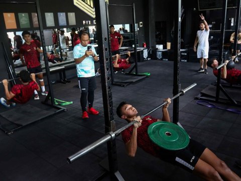 FOTO: Wajah-Wajah Pantang Menyerah Timnas Indonesia U-20 Saat Digembleng dengan Latihan Fisik Berat ala Marinir AS