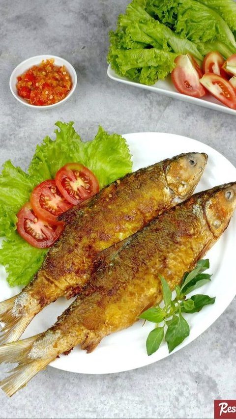 Mengiris Punggung Ikan