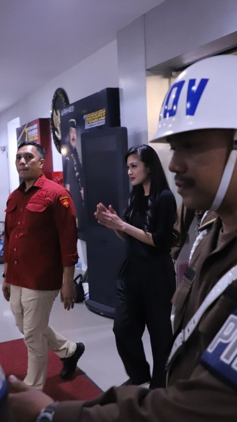 Diperiksa Sebagai Saksi Kasus PT Timah, Artis SD Dicecar Soal Jet Pribadi dan Perjanjian Pranikah dengan Tersangka HM