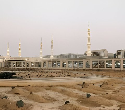 The History of Baqi Cemetery, the Burial Area of Hajj Pilgrims who Died in Madinah alongside the Companions and Family of the Prophet