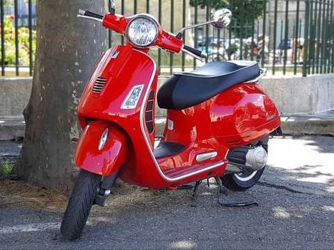 Kata-Kata Vespa Lucu: Singkat