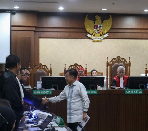 FOTO: Momen JK Jadi Saksi Meringankan di Sidang Eks Dirut Pertamina Karen Agustiawan