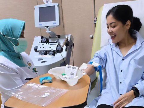 Potret Lulu Tobing Datangi Dokter Terawan di RSPAD untuk Jalani Immunoteraphy, Penampilannya Malah Bikin Salfok