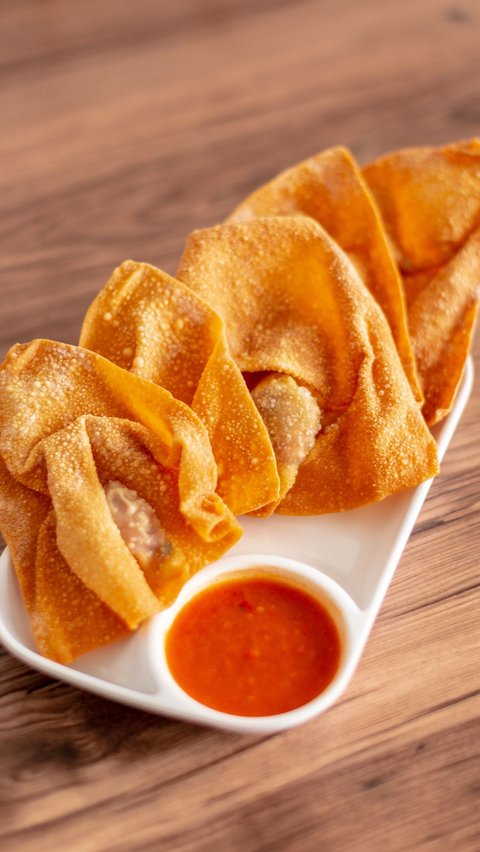 Simple Fried Chicken Wonton Recipe, Delicious Snack for the Weekend.