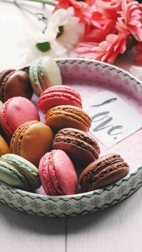 <b>4. Macaroon</b>