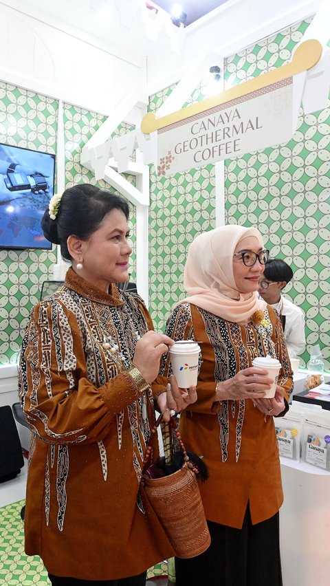 Kepincut, Ibu Negara Beli Batik dan Gelang dari UMKM Mitra Binaan Pertamina