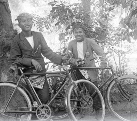 Potret Sepeda Zaman Kolonial Belanda Harganya Capai Rp25 Juta, Hanya Pejabat dan Bangsawan yang Punya