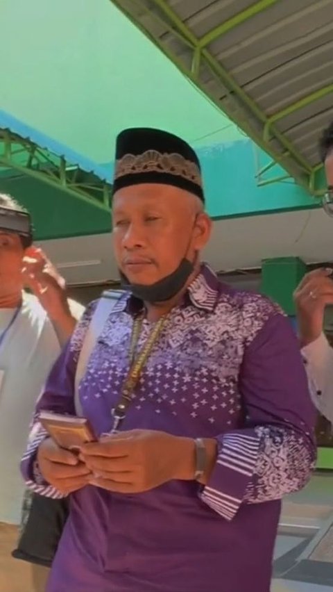 Kisah Supartono, Pemulung dan Tukang Becak Asal Ponorogo yang Berangkat Haji Tahun Ini<br>