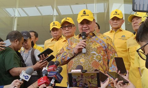 Peluang Golkar Usung Khofifah-Emil Dardak di Pilgub Jatim, Airlangga: Seperti Itu Kira-Kira