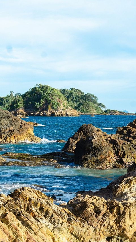 Pesona Pantai Marina di Lampung Selatan, Cocok Jadi Tempat Habiskan Waktu di Akhir Pekan<br>