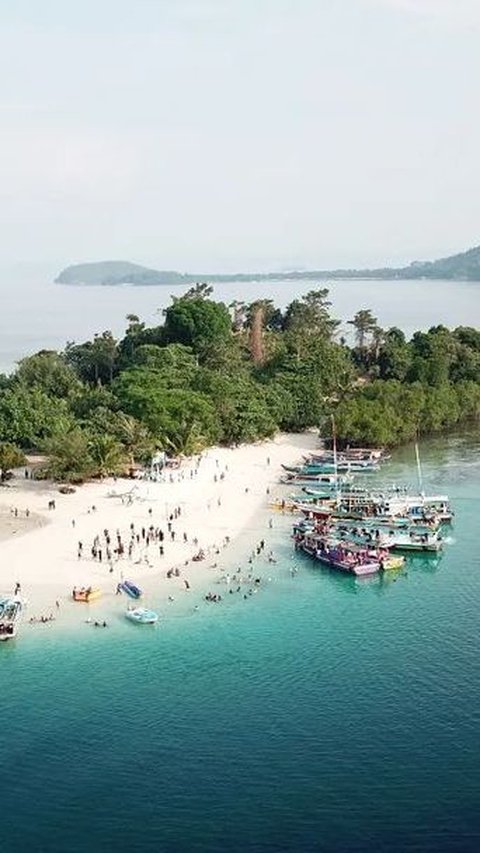 Jalan-Jalan di Pulau Pahawang, Objek Wisata Bahari Paling Populer di Lampung<br>